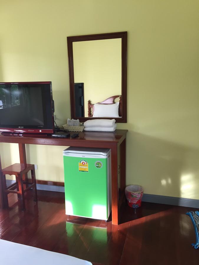 Poon Suk Hotel Kabinburi Kültér fotó